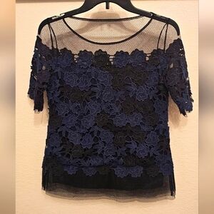 WHITE HOUSE BLACK MARKET ⚫️ BLUE FLORAL TOP SZ XXS BRAND NEW WITH TAGS